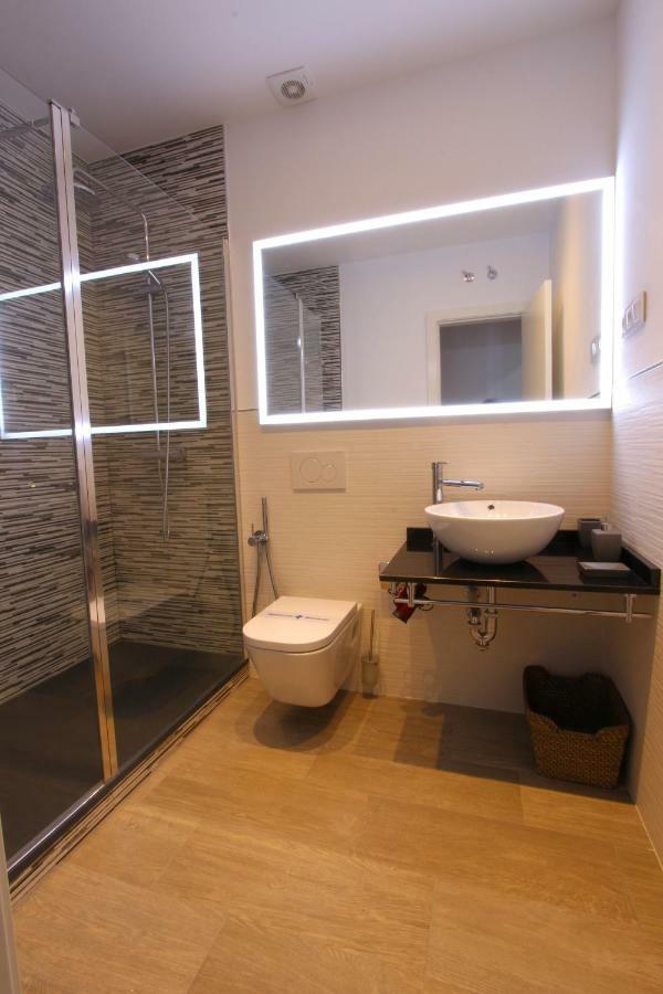 Alma Suites Madrid Exterior foto